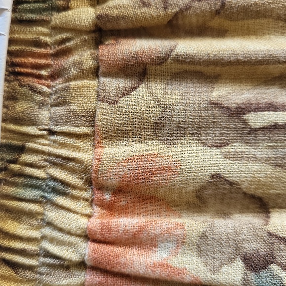 Beautiful Two Piece Spring Dress - Picture 6 of 7